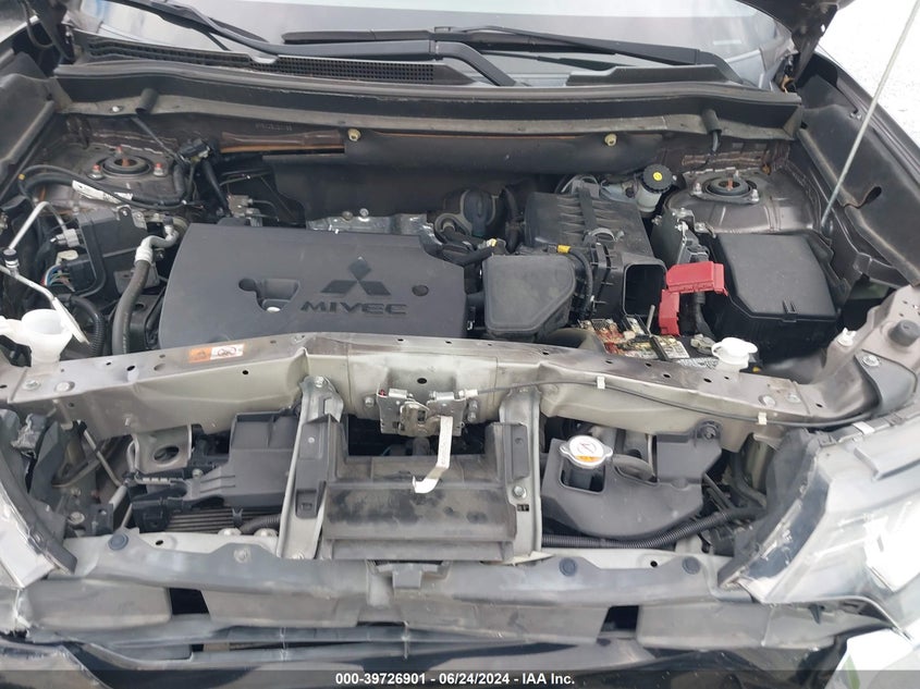 2018 Mitsubishi Outlander Le VIN: JA4AD3A38JZ020135 Lot: 39726901