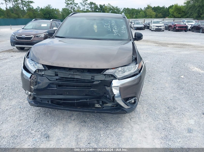 2018 Mitsubishi Outlander Le VIN: JA4AD3A38JZ020135 Lot: 39726901