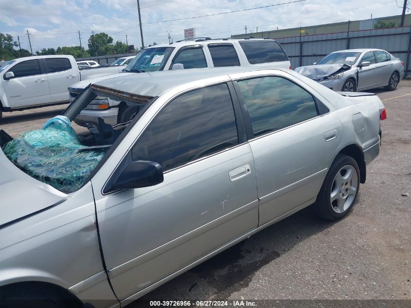 2000 Toyota Camry Ce/Le/Xle VIN: 4T1BG22K7YU648532 Lot: 39726956