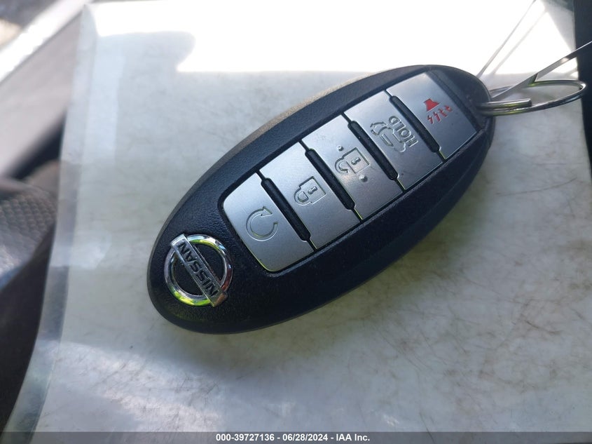 2015 Nissan Murano Platinum VIN: 5N1AZ2MG8FN272574 Lot: 39727136