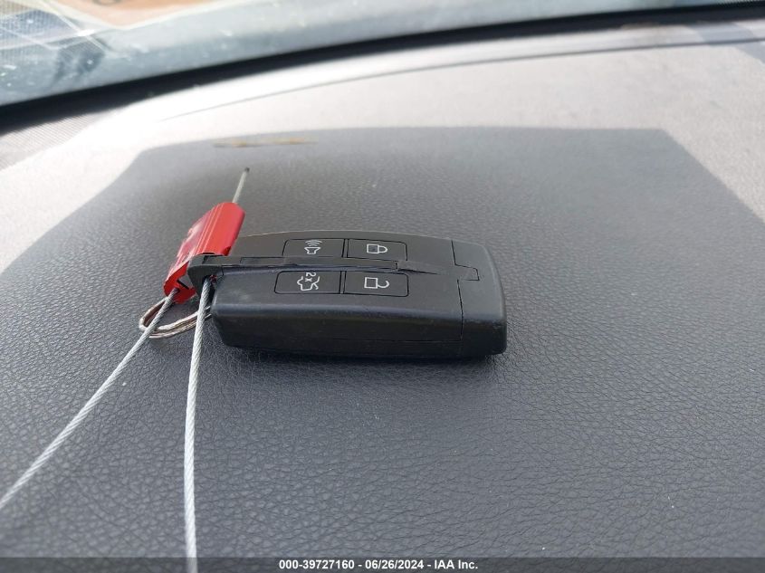 2011 Lincoln Mks VIN: 1LNHL9DRXBG608637 Lot: 39727160