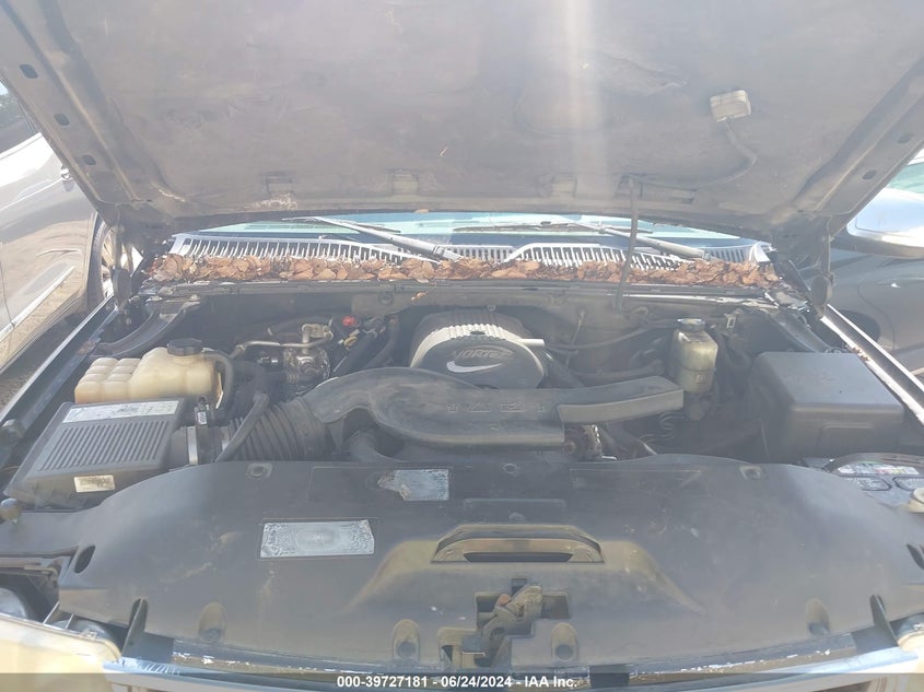 2002 Chevrolet Suburban 1500 Lt VIN: 1GNEC16Z82J308742 Lot: 39727181