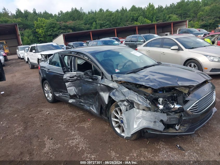 2017 Ford Fusion Se VIN: 3FA6P0H74HR102751 Lot: 39727301