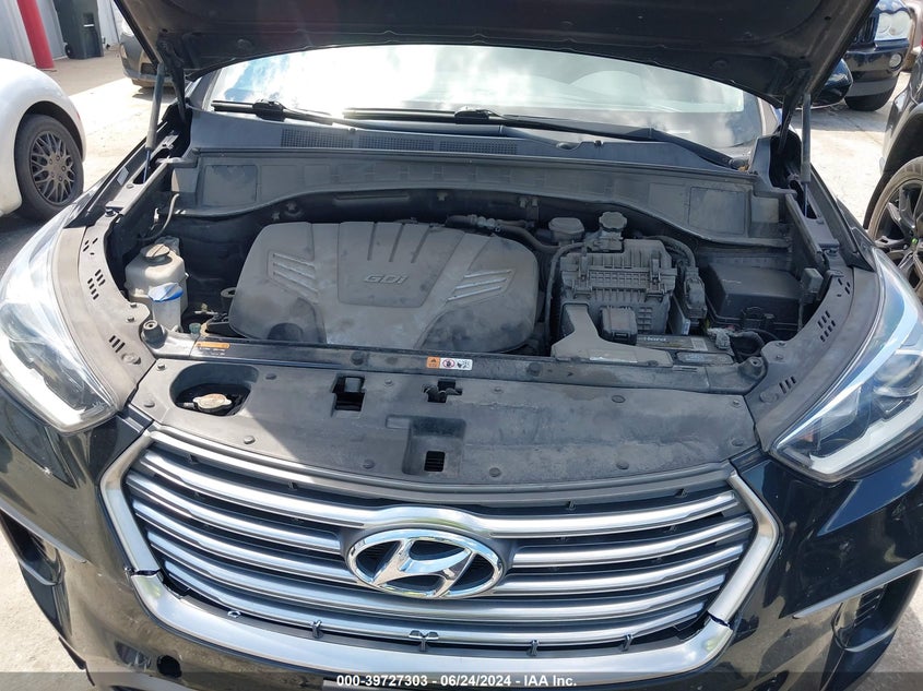 2017 Hyundai Santa Fe Se VIN: KM8SMDHF4HU226409 Lot: 39727303