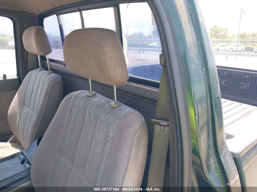 1999 Toyota Tacoma VIN: 4TAPM62N5XZ424760 Lot: 39727344