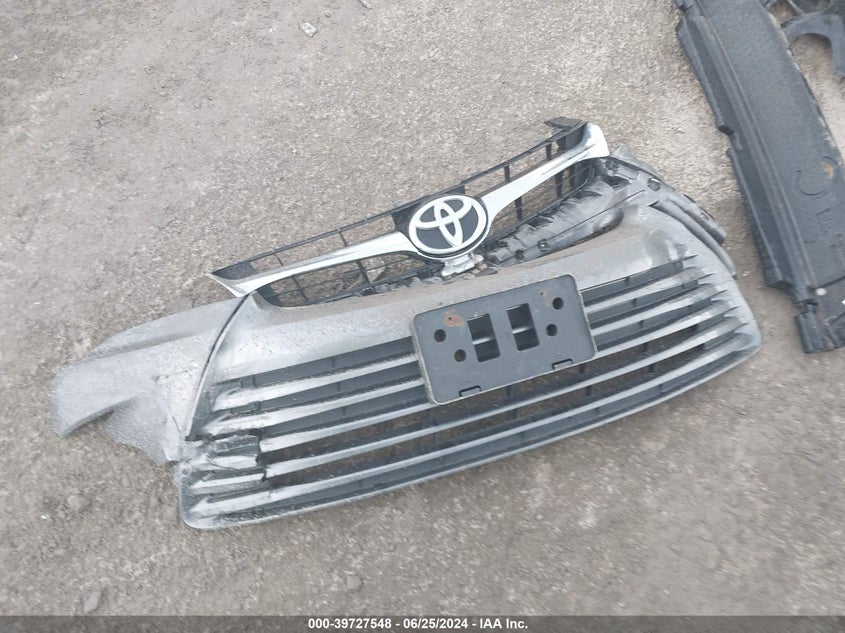 2016 Toyota Camry Le/Xle/Se/Xse VIN: 4T1BF1FK6GU175096 Lot: 39727548