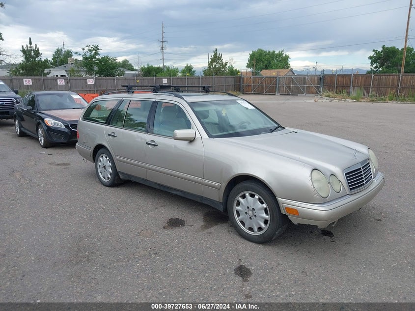 1999 Mercedes-Benz E 320 Awd VIN: WDBJH82F5XX018233 Lot: 39727653