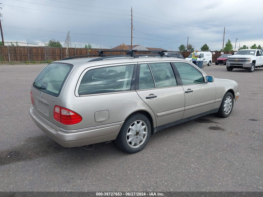 1999 Mercedes-Benz E 320 Awd VIN: WDBJH82F5XX018233 Lot: 39727653