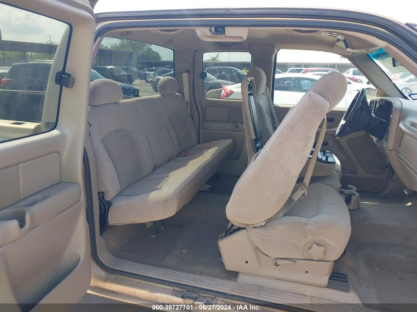 2001 Chevrolet Silverado 1500 Ls VIN: 2GCEC19V711159816 Lot: 39727701