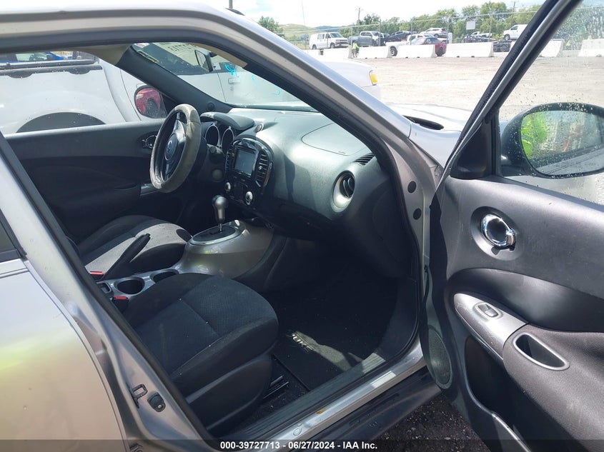 2011 Nissan Juke Sv VIN: JN8AF5MV1BT015229 Lot: 39727713