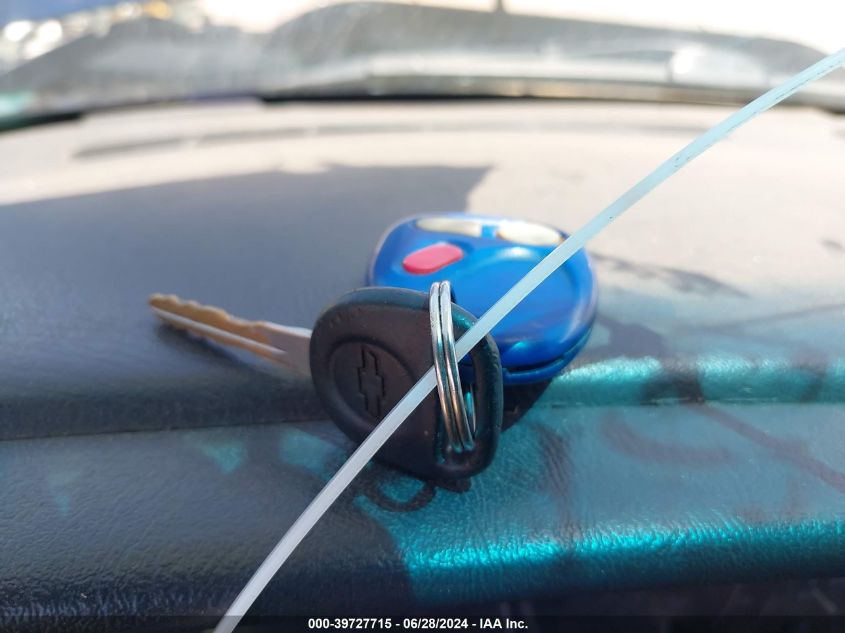 2000 Chevrolet Suburban 1500 Ls VIN: 3GNFK16TXYG219199 Lot: 39727715