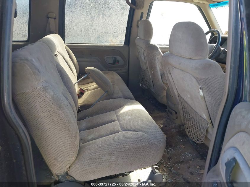 1996 GMC Suburban K2500 VIN: 1GKGK26RXTJ731046 Lot: 39727725