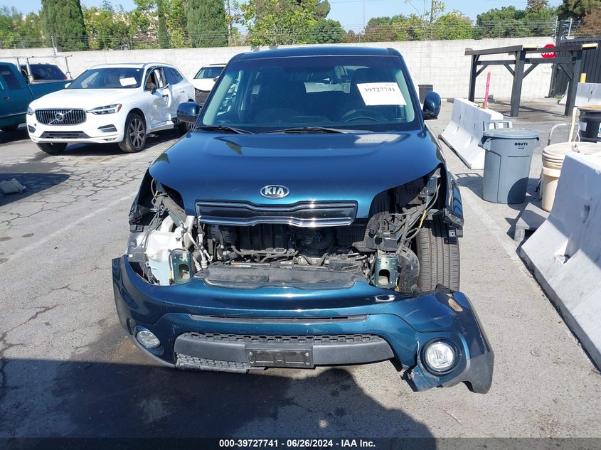 2018 Kia Soul + VIN: KNDJP3A54J7531402 Lot: 39727741