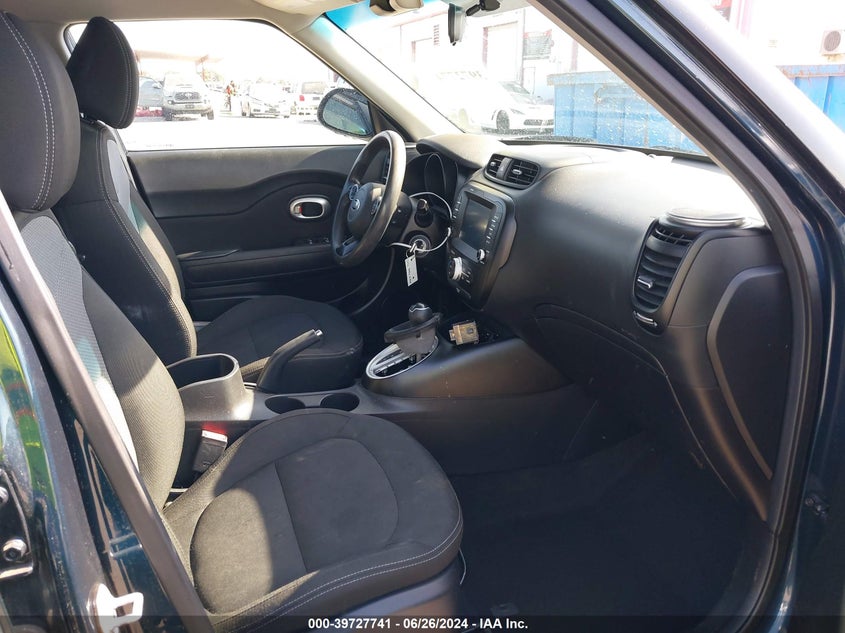 2018 Kia Soul + VIN: KNDJP3A54J7531402 Lot: 39727741