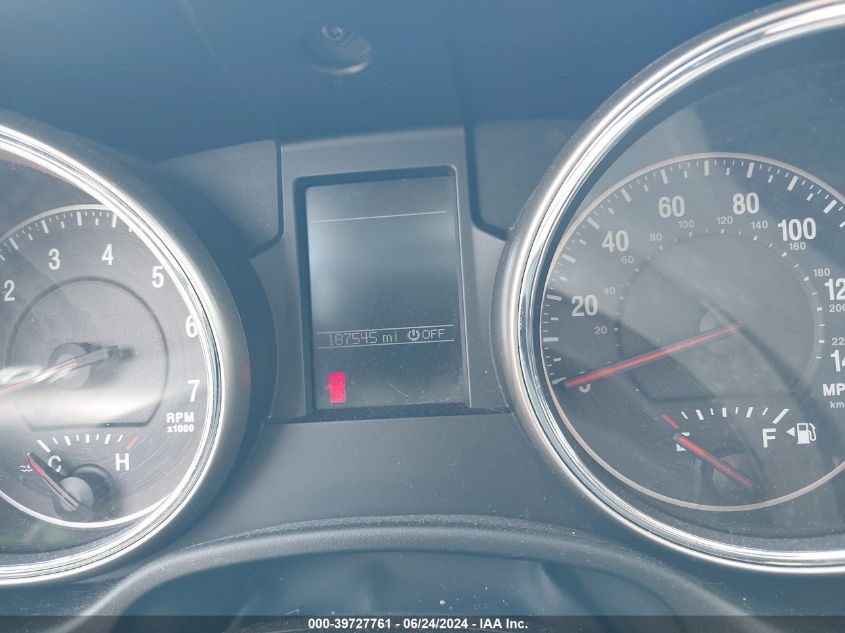 2011 Jeep Grand Cherokee Laredo VIN: 1J4RR4GG6BC678559 Lot: 39727761