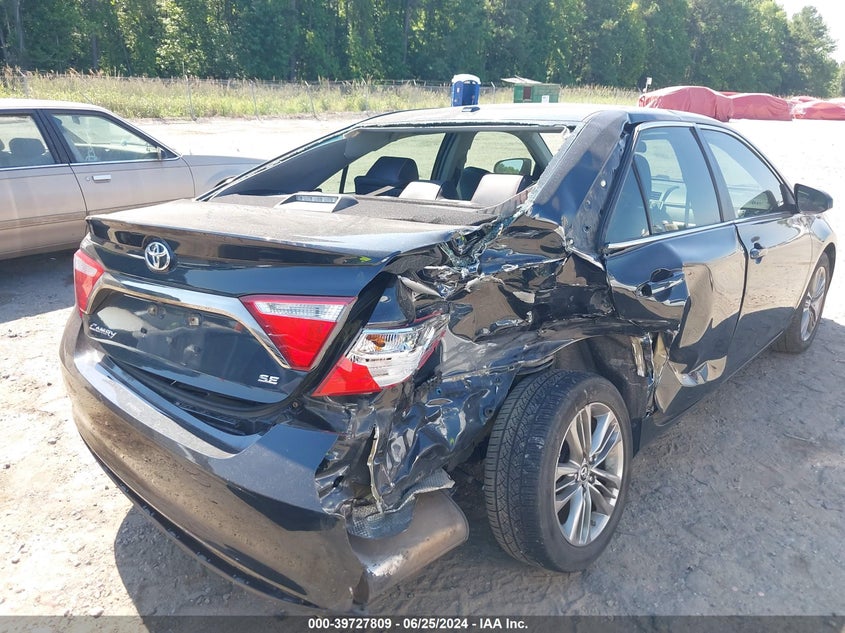 2015 Toyota Camry Le/Xle/Se/Xse VIN: 4T1BF1FK7FU498569 Lot: 39727809