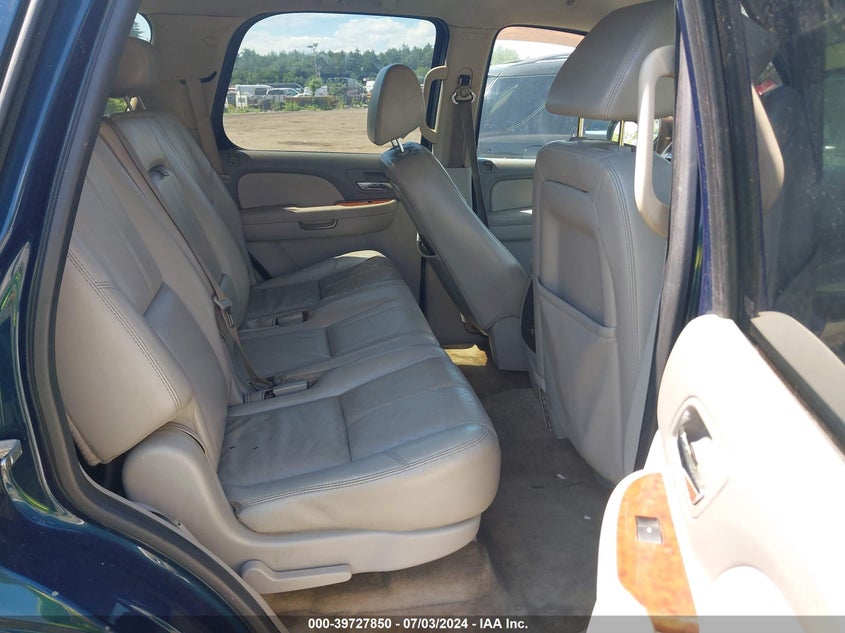 2007 Chevrolet Tahoe Lt VIN: 1GNFK13017J127566 Lot: 39727850
