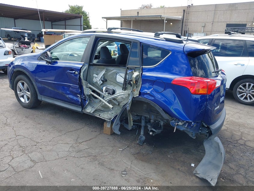 2015 TOYOTA RAV4 XLE - 2T3WFREV9FW181122