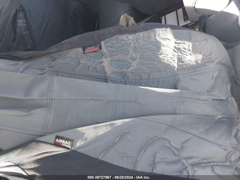 2002 Ford Focus Zx5 VIN: 3FAFP37352R200095 Lot: 39727967