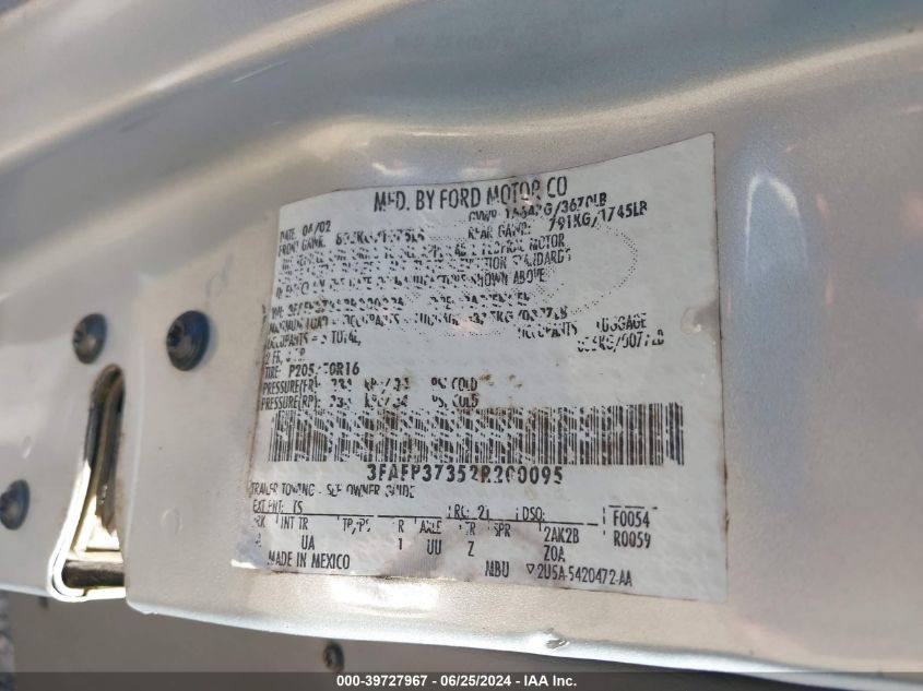 2002 Ford Focus Zx5 VIN: 3FAFP37352R200095 Lot: 39727967