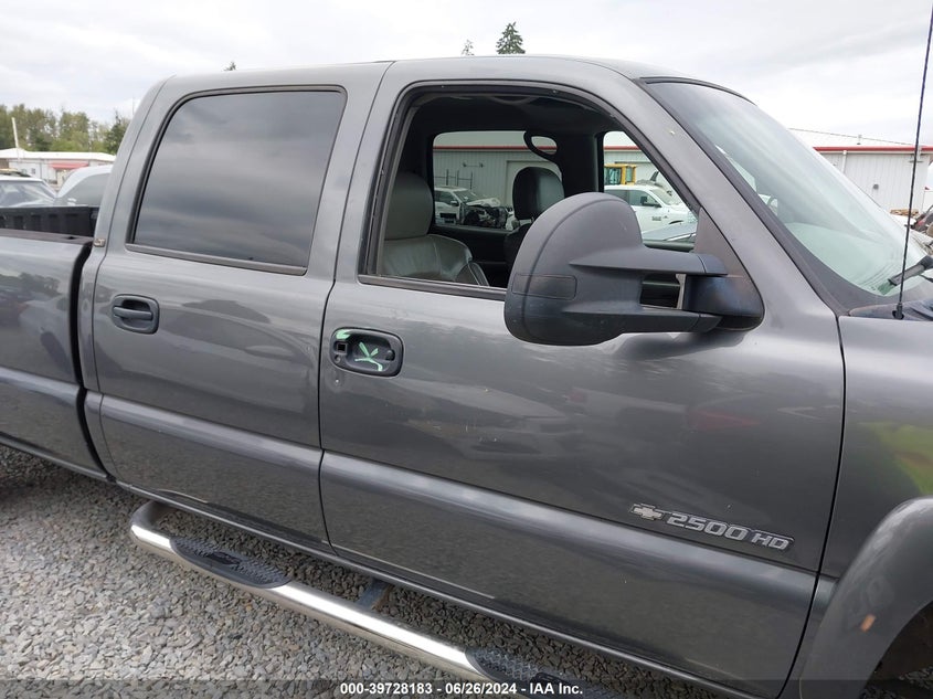 2002 Chevrolet Silverado 2500Hd Lt VIN: 1GCHK23G92F102155 Lot: 39728183