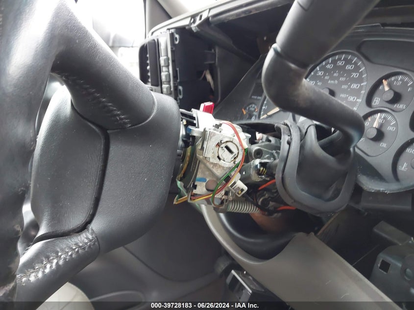 2002 Chevrolet Silverado 2500Hd Lt VIN: 1GCHK23G92F102155 Lot: 39728183