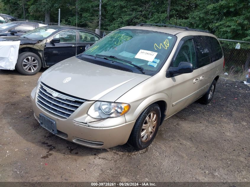 2005 Chrysler Town & Country Touring VIN: 2C4GP54L15R178931 Lot: 39728261