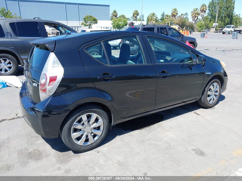 2012 Toyota Prius C One VIN: JTDKDTB36C1002839 Lot: 39728307