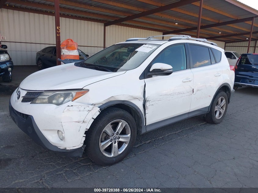 2015 TOYOTA RAV4 XLE - 2T3WFREV7FW212917
