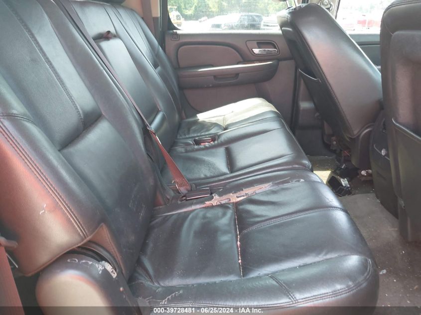 2013 Chevrolet Suburban 1500 Lt VIN: 1GNSKJE74DR199013 Lot: 39728481