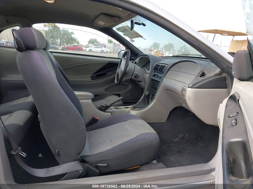 2001 Ford Mustang VIN: 1FAFP40441F115849 Lot: 39728562