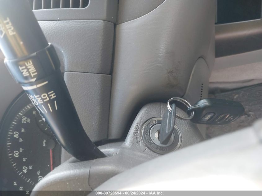 2004 Toyota Camry Le VIN: 4T1BE32K84U339593 Lot: 39728594