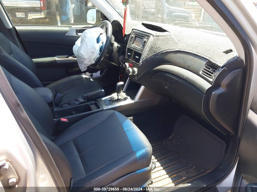 2011 Subaru Forester 2.5X Limited VIN: JF2SHBEC0BH728651 Lot: 39729658