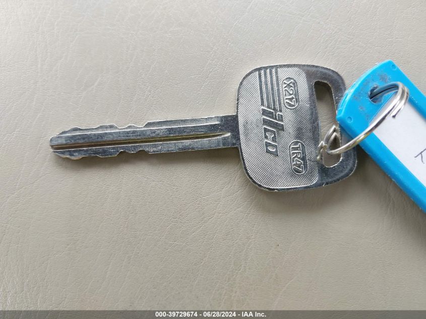 2002 Toyota Avalon Xl VIN: 4T1BF28B62U203524 Lot: 39729674