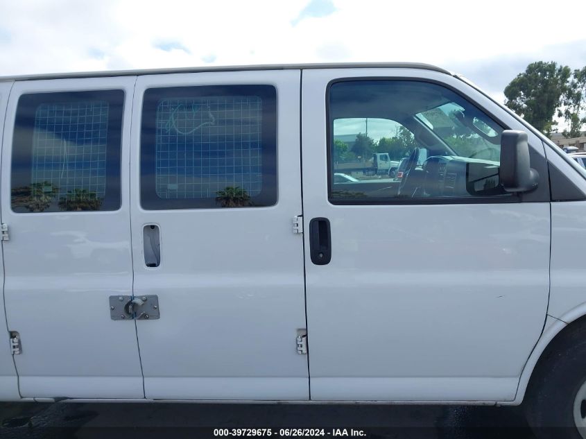 2018 Chevrolet Express G2500 VIN: 1GCWGAFP5J1174559 Lot: 39729675