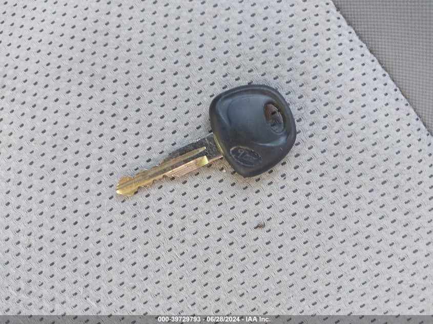 2010 Hyundai Accent Gls VIN: KMHCN4AC1AU404543 Lot: 39729793