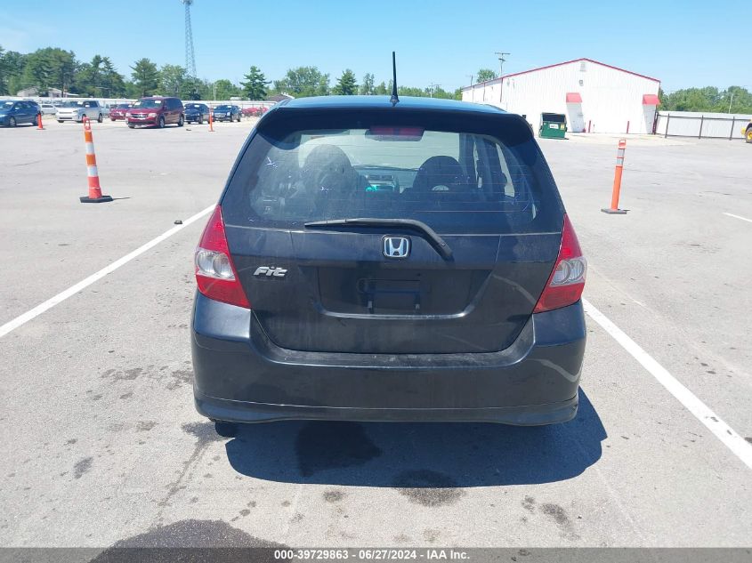 2007 Honda Fit S VIN: JHMGD38627S015786 Lot: 39729863