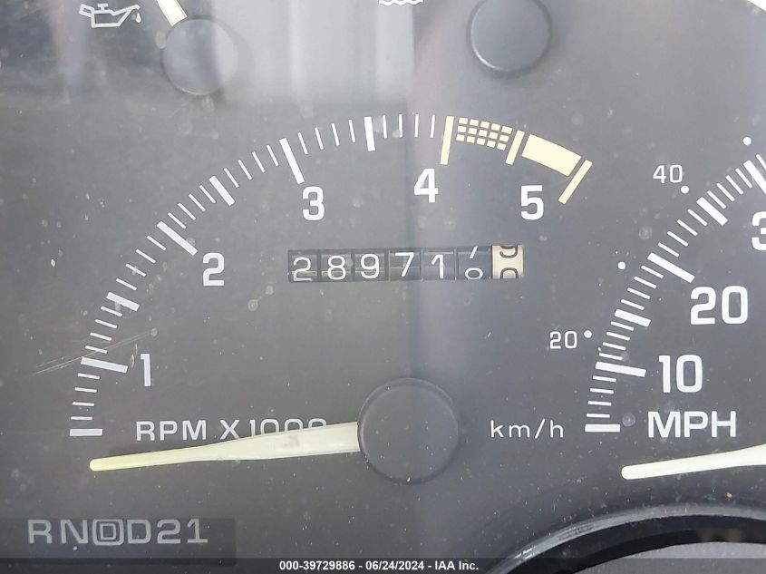 1994 Chevrolet Gmt-400 C1500 VIN: 2GCEC19K6R1259133 Lot: 39729886