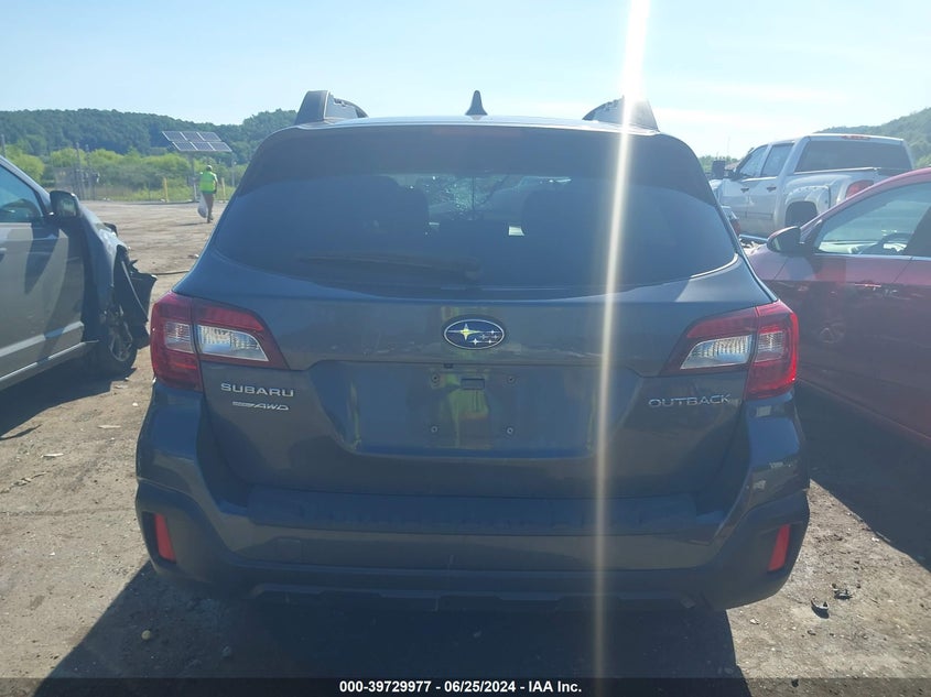 2018 SUBARU OUTBACK 2.5I PREMIUM - 4S4BSADC0J3263209