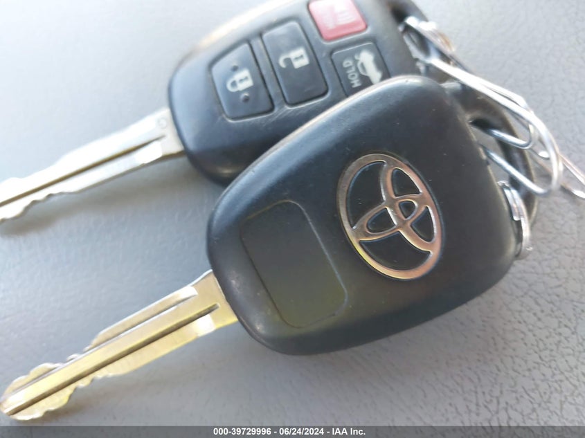 2013 Toyota Camry Le VIN: 4T4BF1FKXDR327141 Lot: 39729996