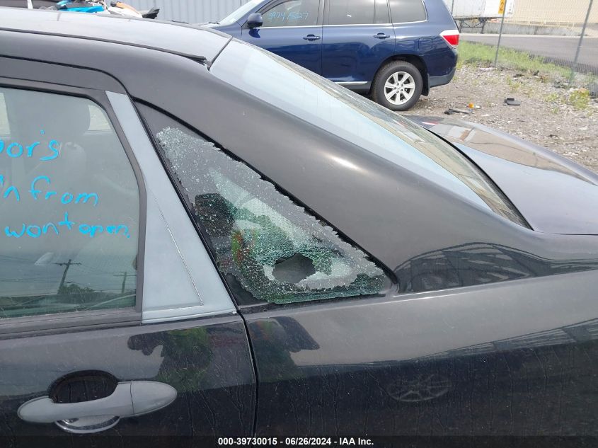 2007 Ford Focus Zx4/S/Se/Ses VIN: 1FAHP34N07W227028 Lot: 39730015