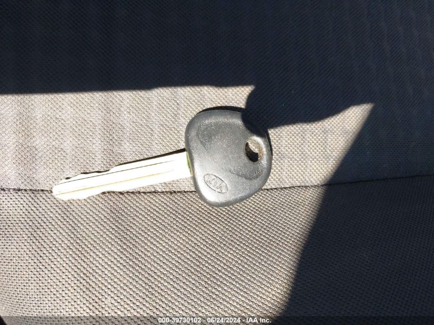 2010 Kia Soul VIN: KNDJT2A17A7195358 Lot: 39730102