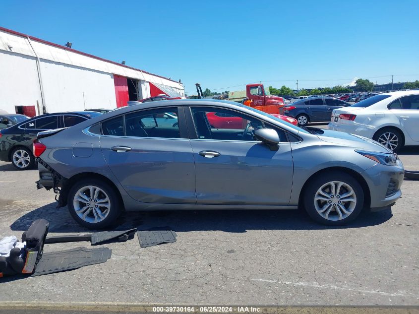 2019 Chevrolet Cruze Lt VIN: 1G1BE5SM9K7138484 Lot: 39730164