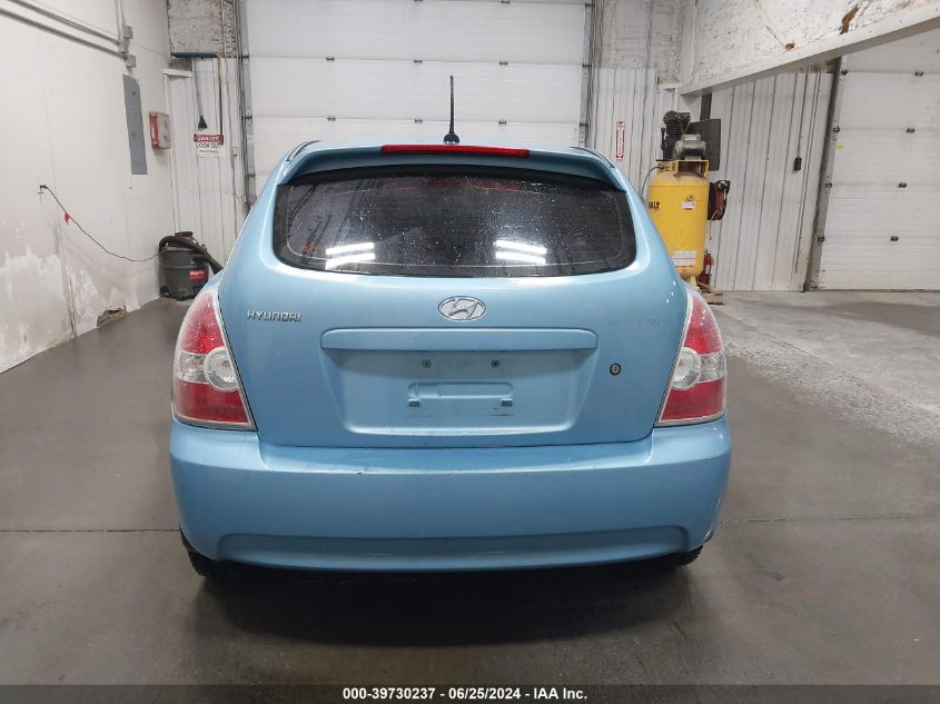 2009 Hyundai Accent Gs VIN: KMHCM36C29U121392 Lot: 39730237