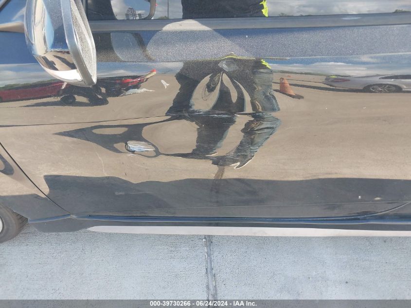 2016 Hyundai Veloster Turbo VIN: KMHTC6AEXGU299545 Lot: 39730266