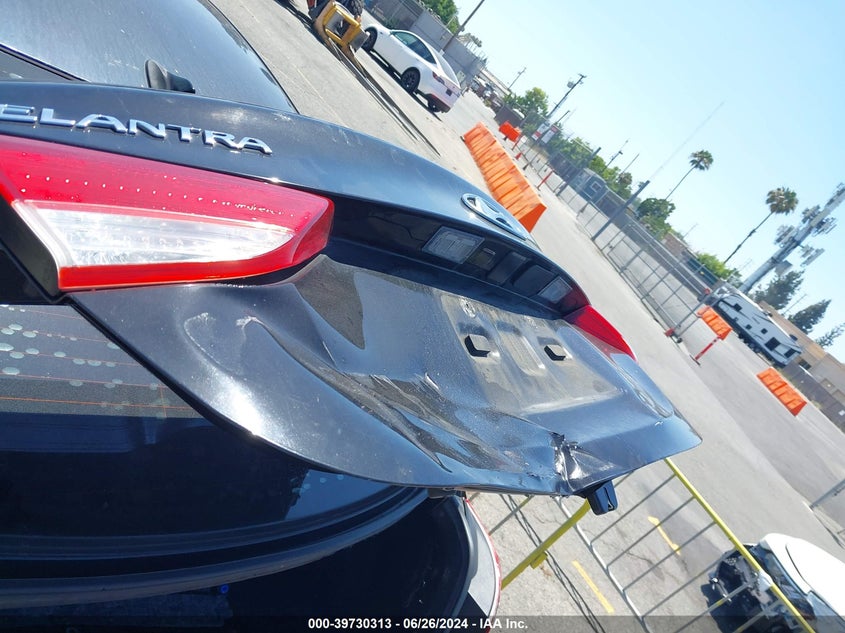 2013 Hyundai Elantra Gls VIN: KMHDH4AE0DU853343 Lot: 39730313