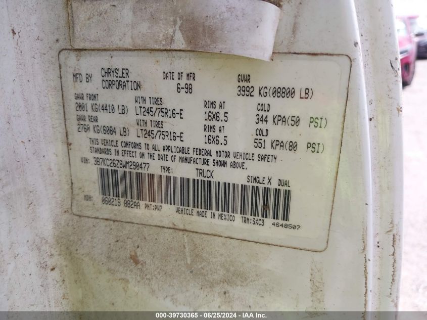 1998 Dodge Ram 2500 St VIN: 3B7KC26Z8WM290477 Lot: 39730365