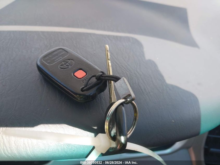 2006 Toyota Highlander V6 VIN: JTEGP21A360099379 Lot: 39730532