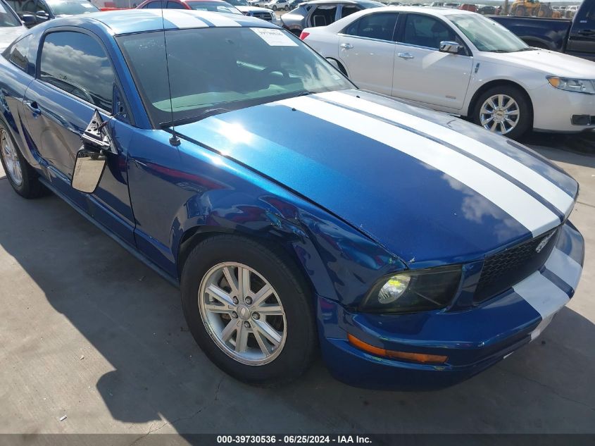 2008 Ford Mustang V6 Deluxe/V6 Premium VIN: 1ZVHT80N185158699 Lot: 39730536