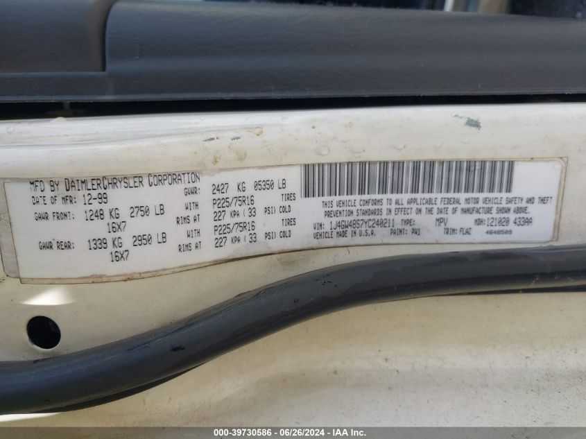 2000 Jeep Grand Cherokee Laredo VIN: 1J4GW48S7YC240211 Lot: 39730586